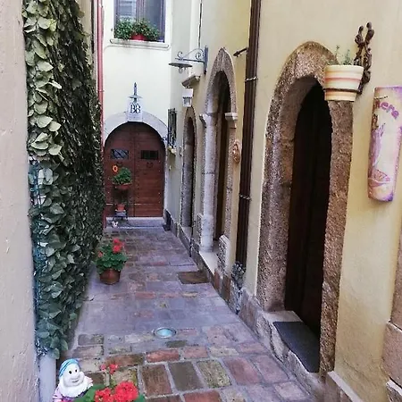 Angolo Antico *